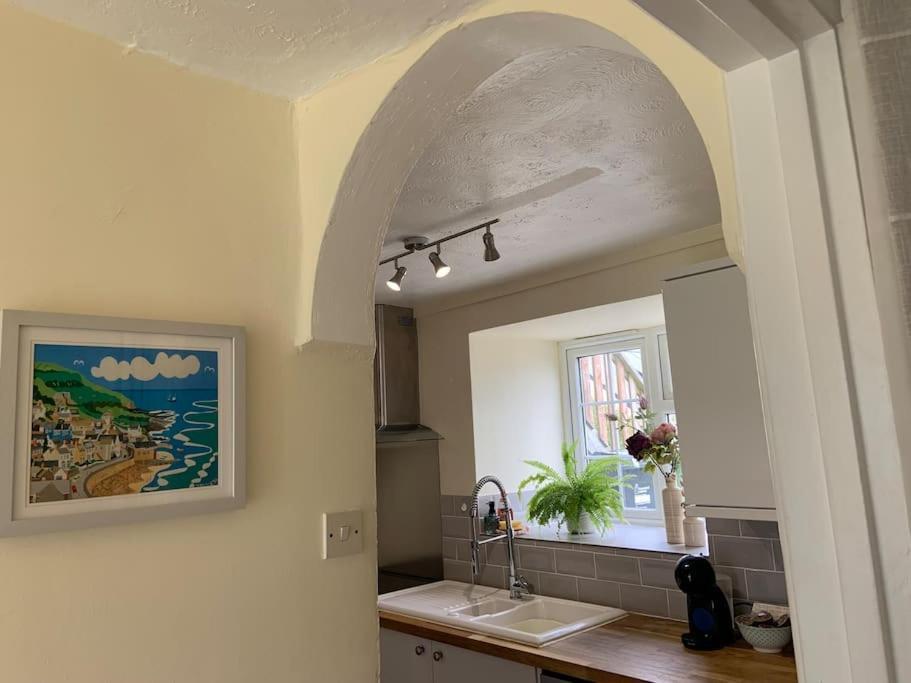 Large 3 Bedroom Flat In Sennen