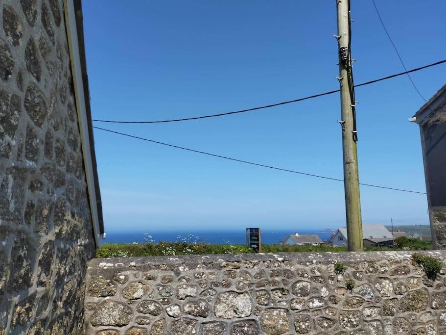 Large 3 Bedroom Flat In Sennen